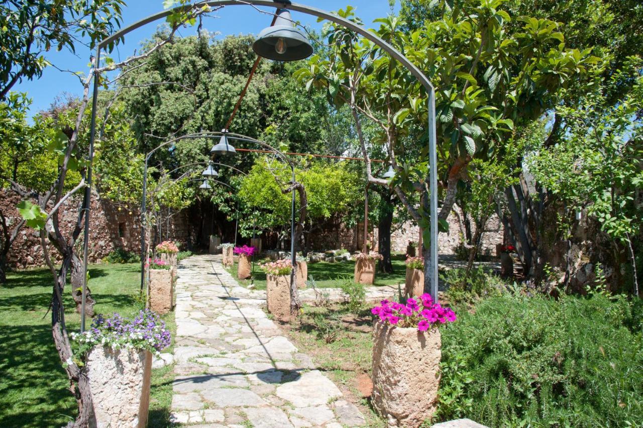 Badia Del Casale Bed & Breakfast Удженто Екстериор снимка