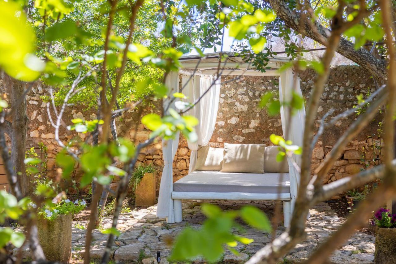 Badia Del Casale Bed & Breakfast Удженто Екстериор снимка