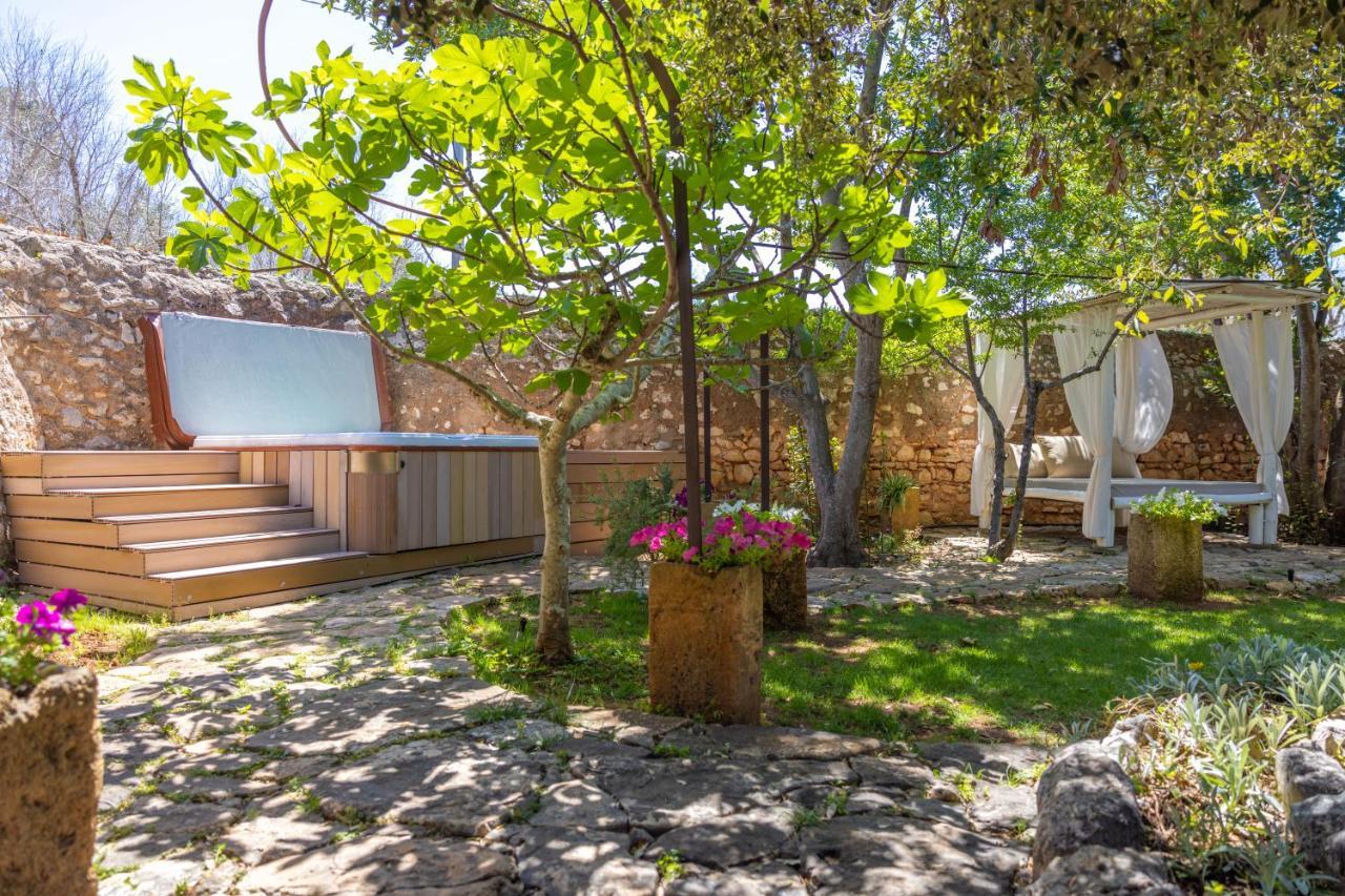 Badia Del Casale Bed & Breakfast Удженто Екстериор снимка
